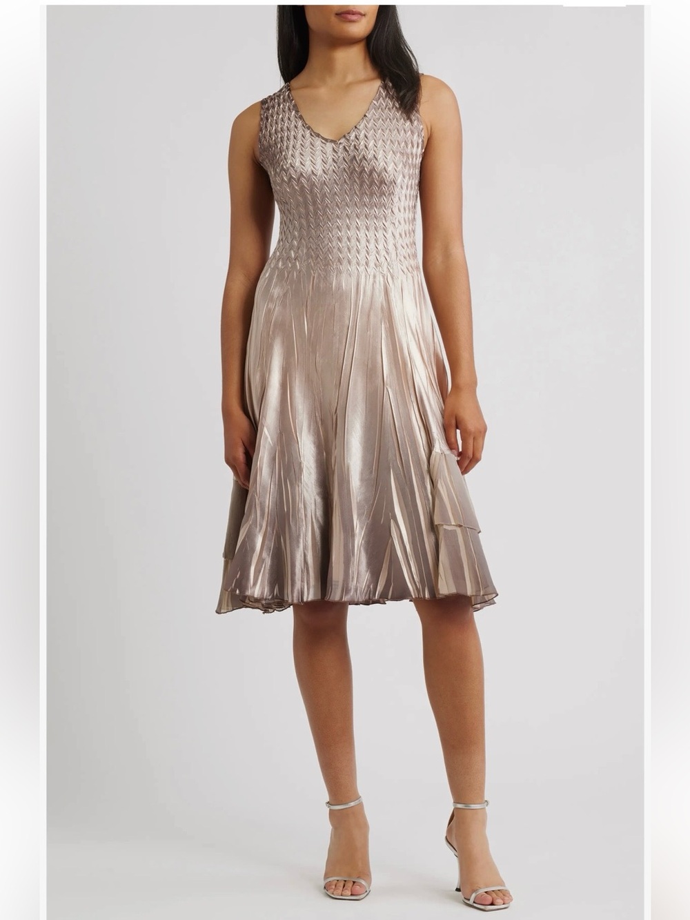 🌻NEW NWOT Komarov Sleeveless Charmeuse & Chiffon Cocktail Dress Size Small